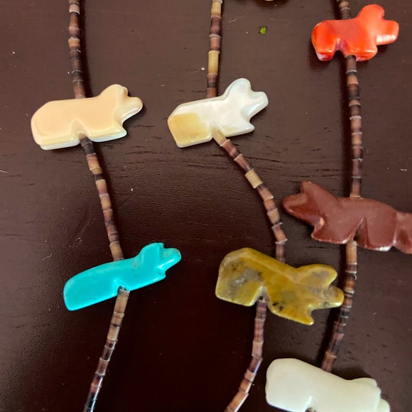 Native American Fetish Necklace - Picture 3 of 4